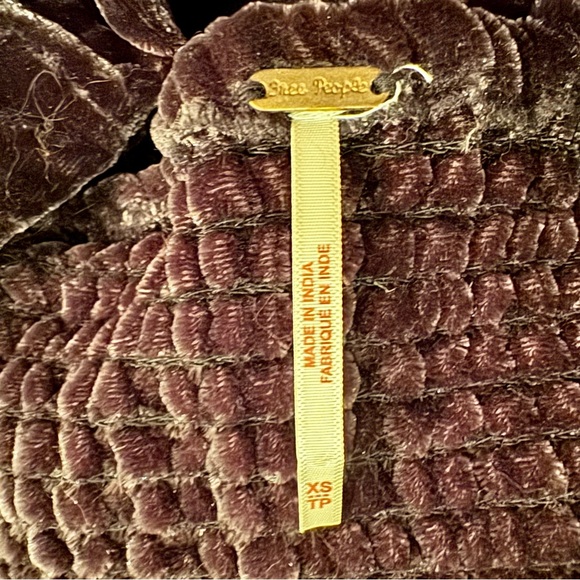 Free People Maria Black Velvet Puff Sleeve Tie Back Crop Top Size XS - Picture 8 of 8